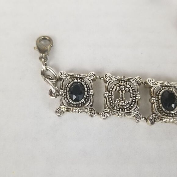 Black and‎ Silver 3-Piece Jewelry Set - Picture 2 of 11